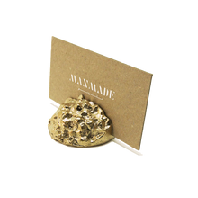 Load image into Gallery viewer, brass cardstand • حامل بطاقة نحاسي